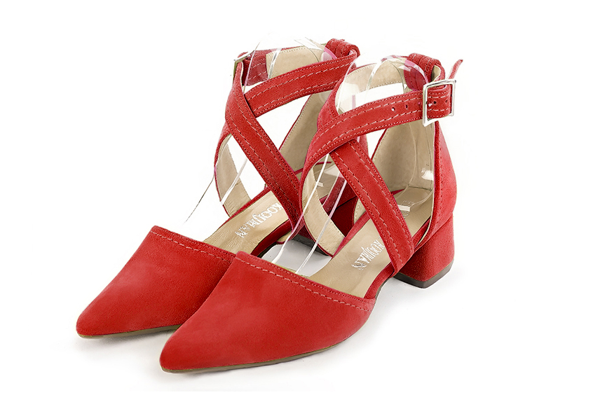 Women's scarlet red open side dress shoes, with crossed straps. Tapered toe. Low flare heels - Front view